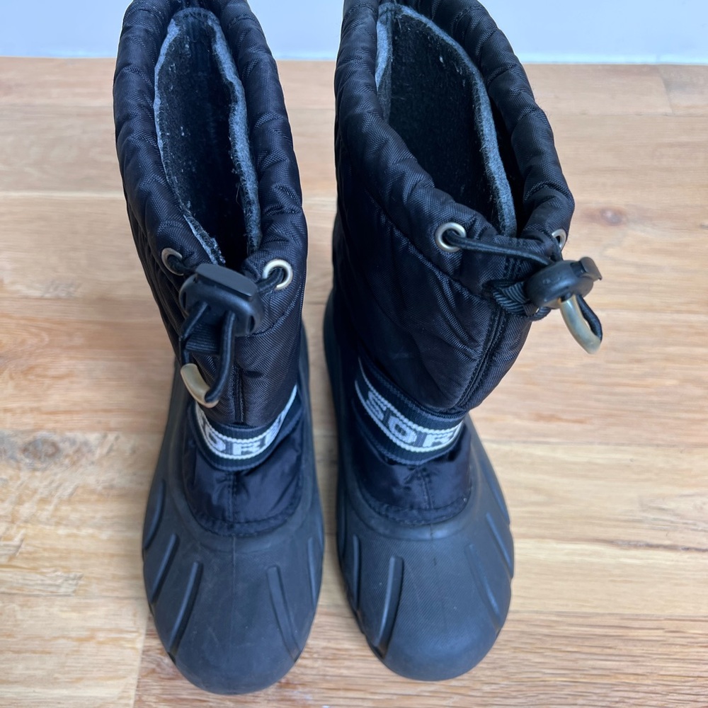 Sorel Black Insulated Snow Boots - Picture 5 of 6